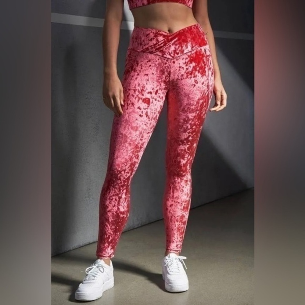 Fabletics Crushed Velour Crossover legging in strawberry red medium/8 short